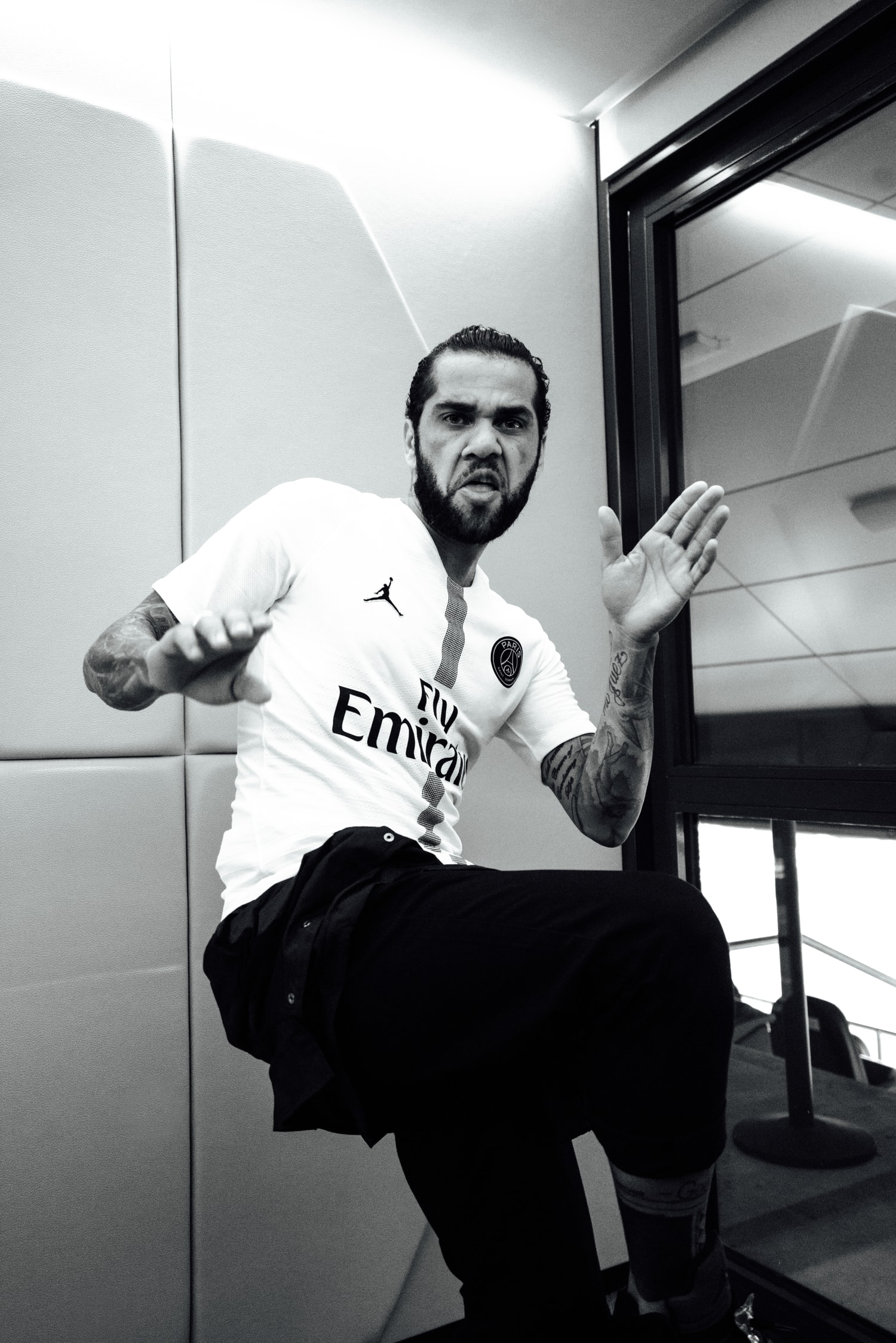 Air Jordan x PSG : Revivez Le Lancement Avec Mbappé Et Dani Alves Au Parc Des Princes