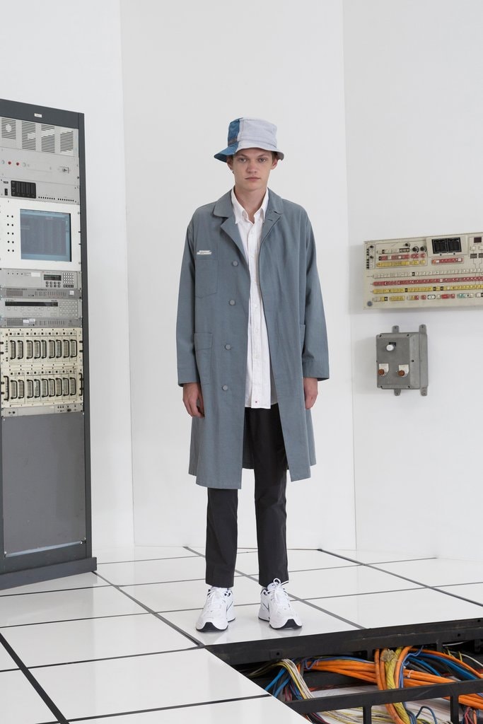 C2H4 lookbook system on carbon automne hiver 2018