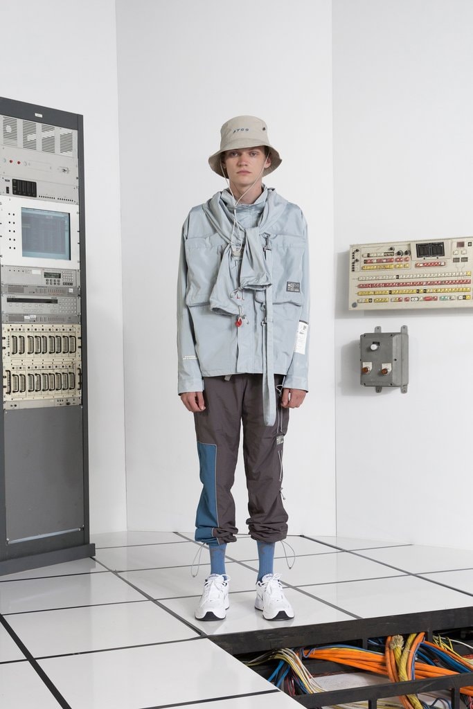 C2H4 lookbook system on carbon automne hiver 2018