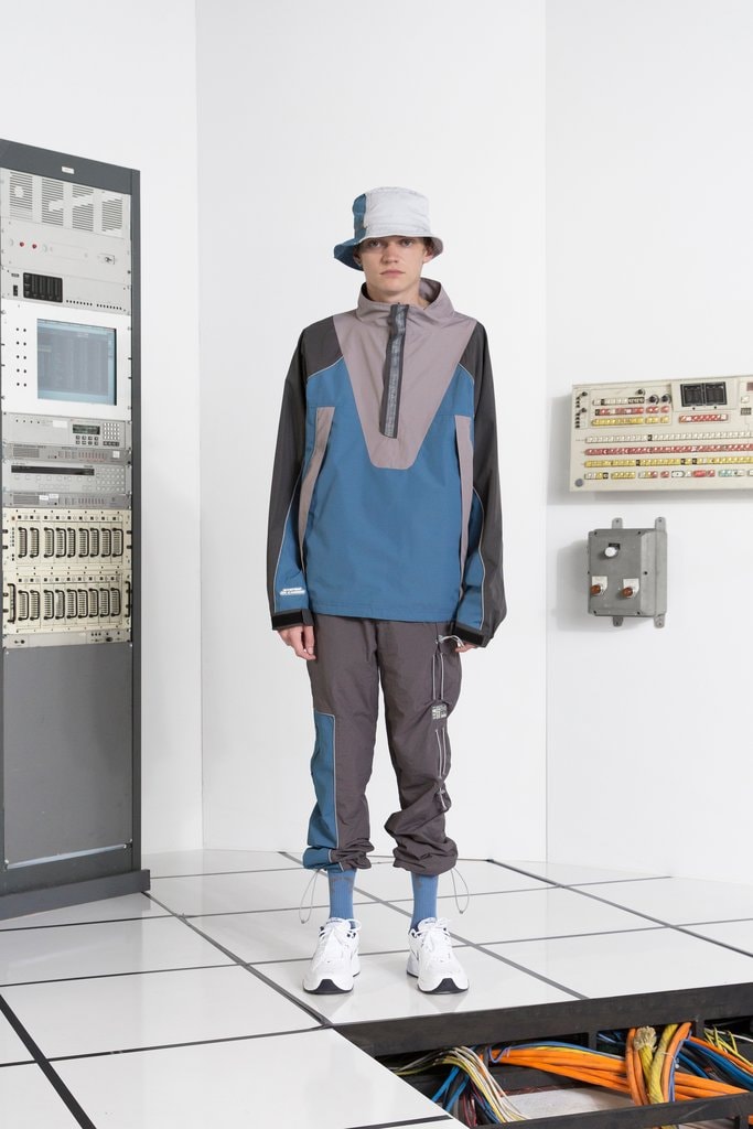 C2H4 lookbook system on carbon automne hiver 2018