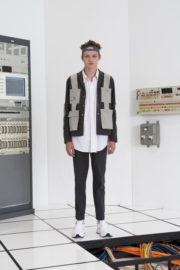 C2H4 lookbook system on carbon automne hiver 2018