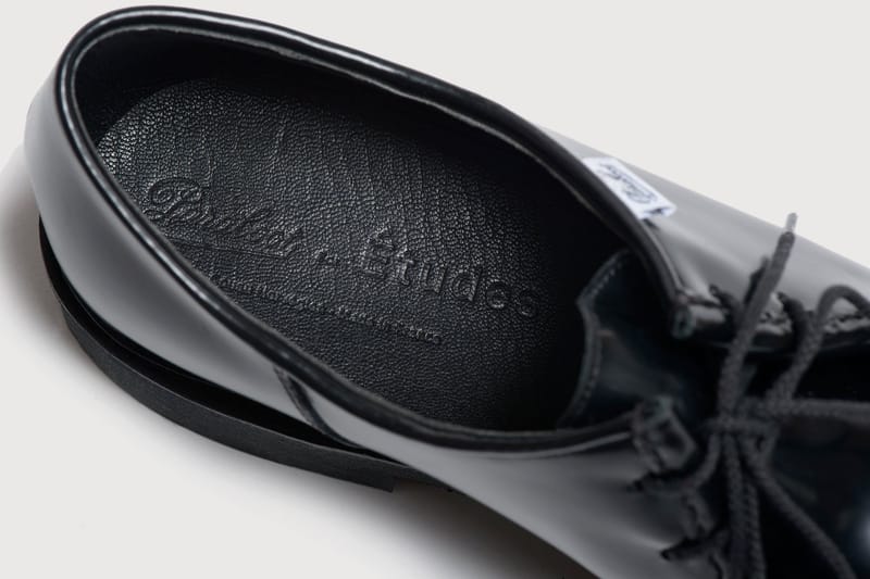 Études Présente Sa Collaboration Avec Paraboot Sur Deux Chaussures En Cuir