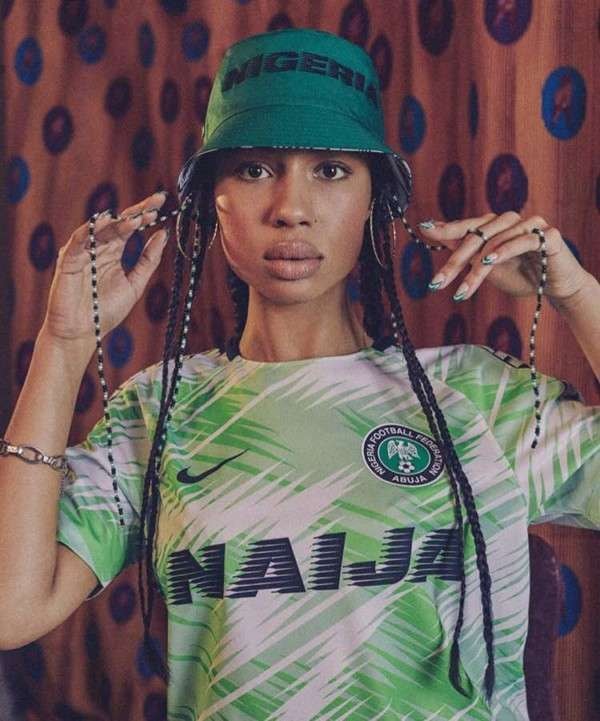 Le Maillot Du Nigéria Inspire Un Peu Trop Primark ?