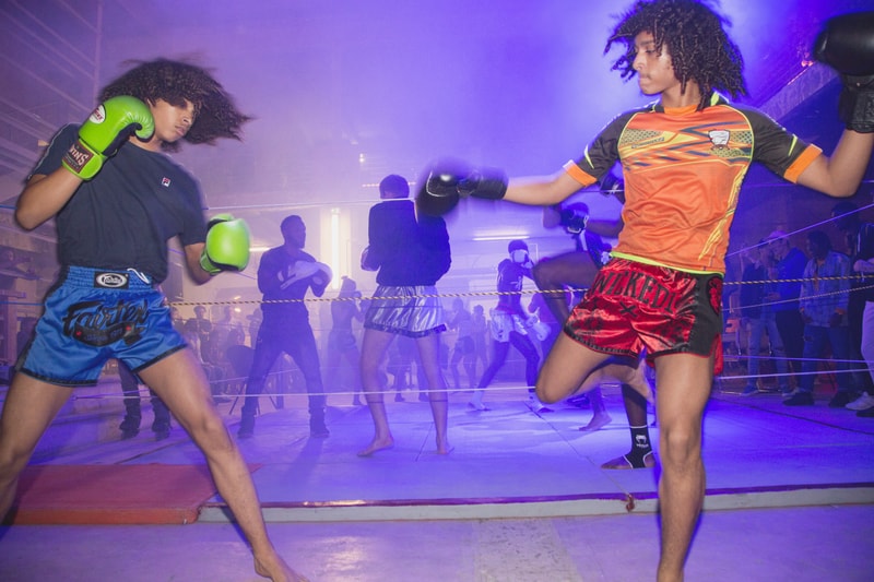 En Images - Quand La Boxe Muay Thai Rencontre La Danse