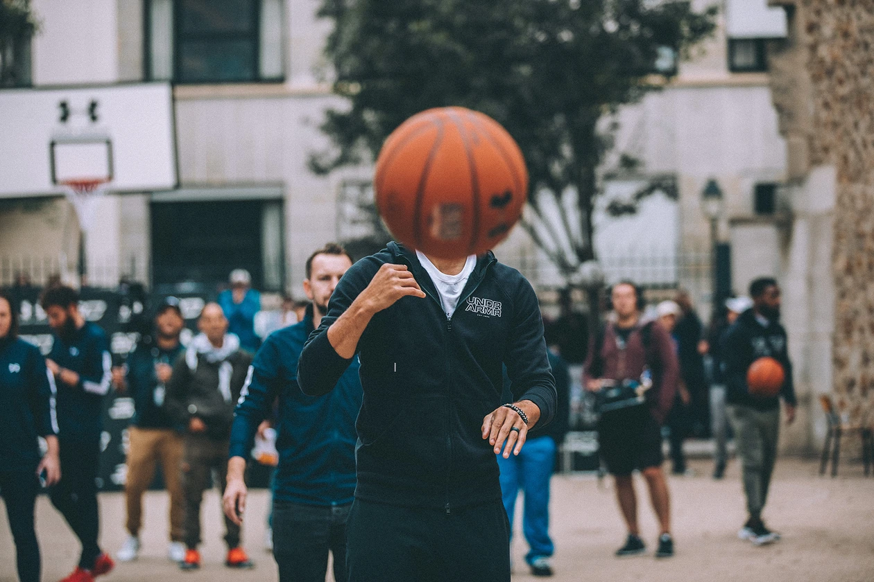 Photo Stephen Curry Under Armour Paris