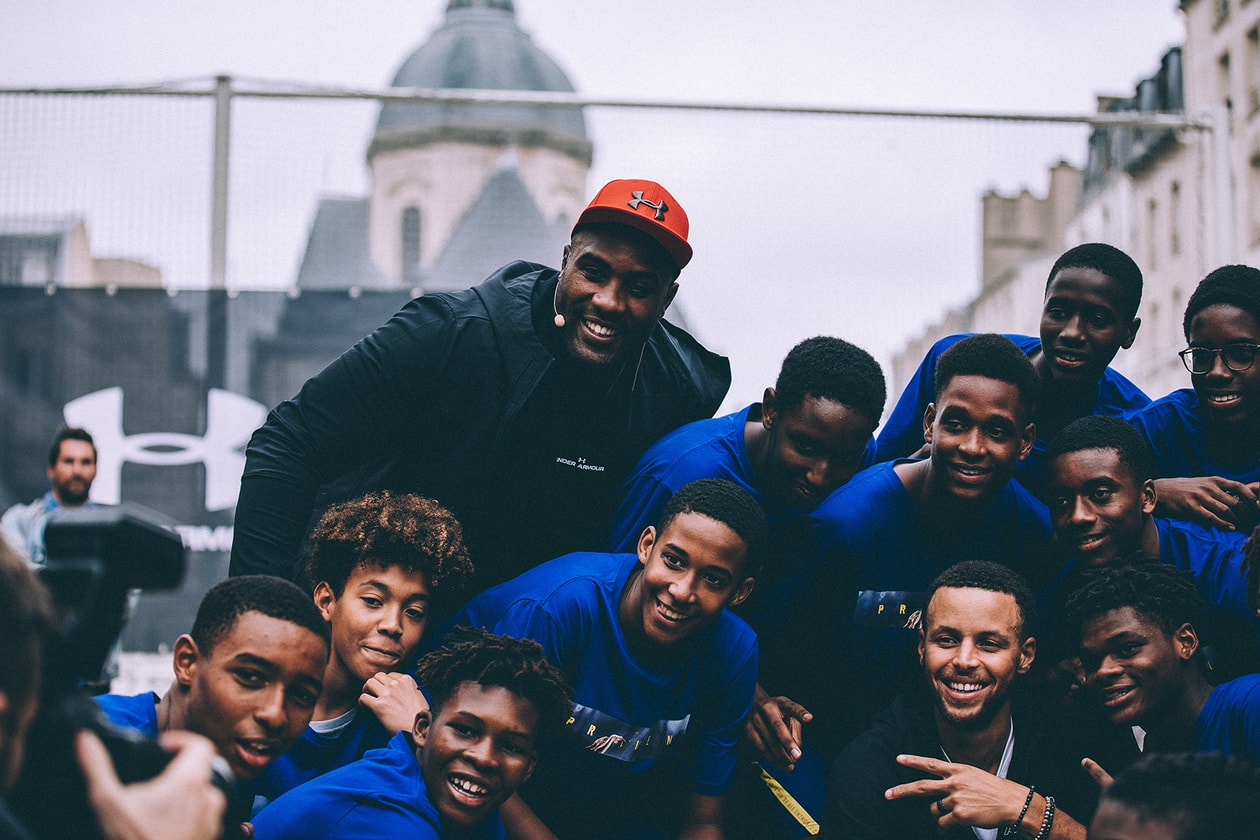 Photo Stephen Curry Under Armour Paris