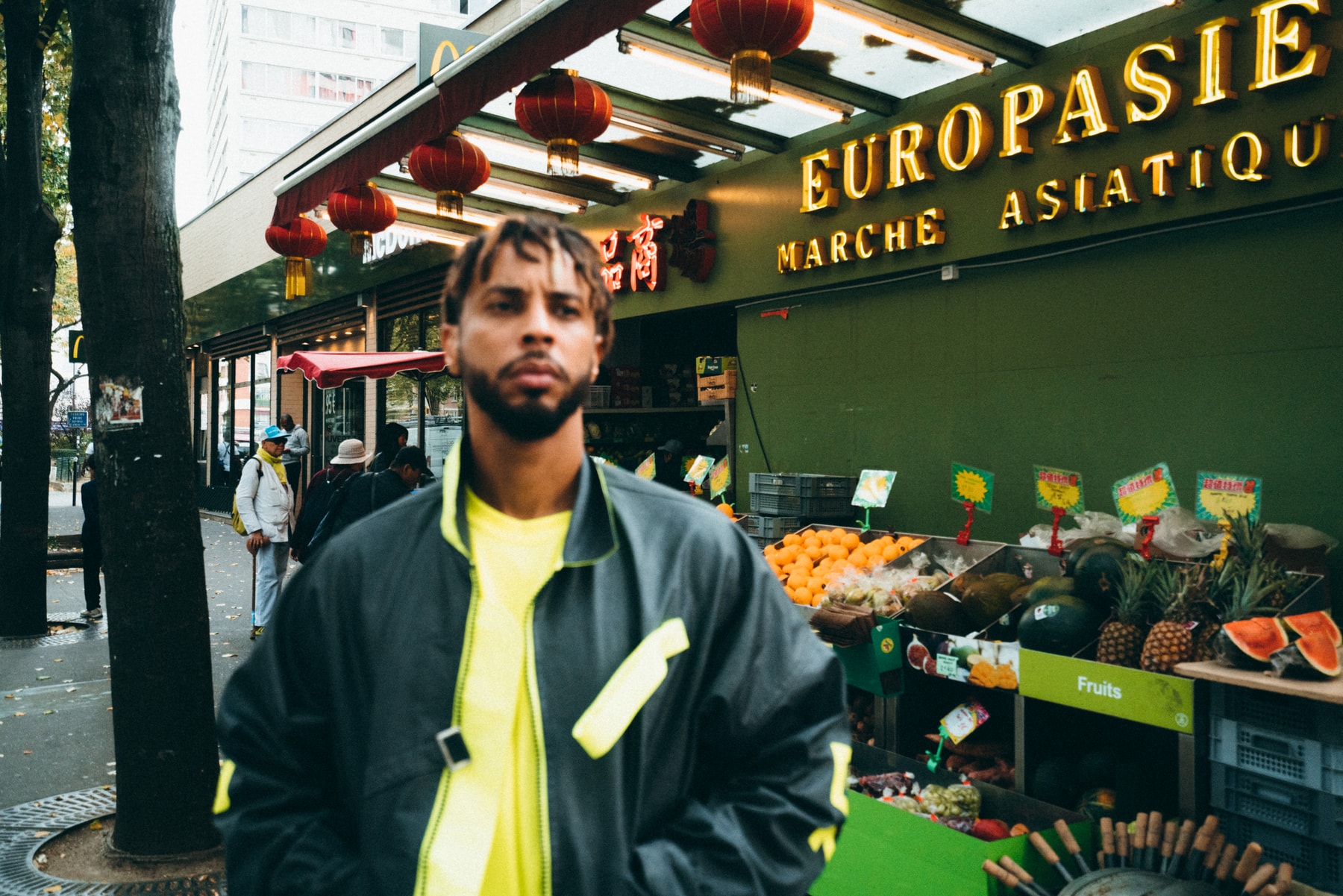 Et Si Disiz La Peste Et Son Designer Faqyyr Bey Venaient De Trouver La Plus Belle Manière De Faire Fusionner Musique Et Mode ? - Interview