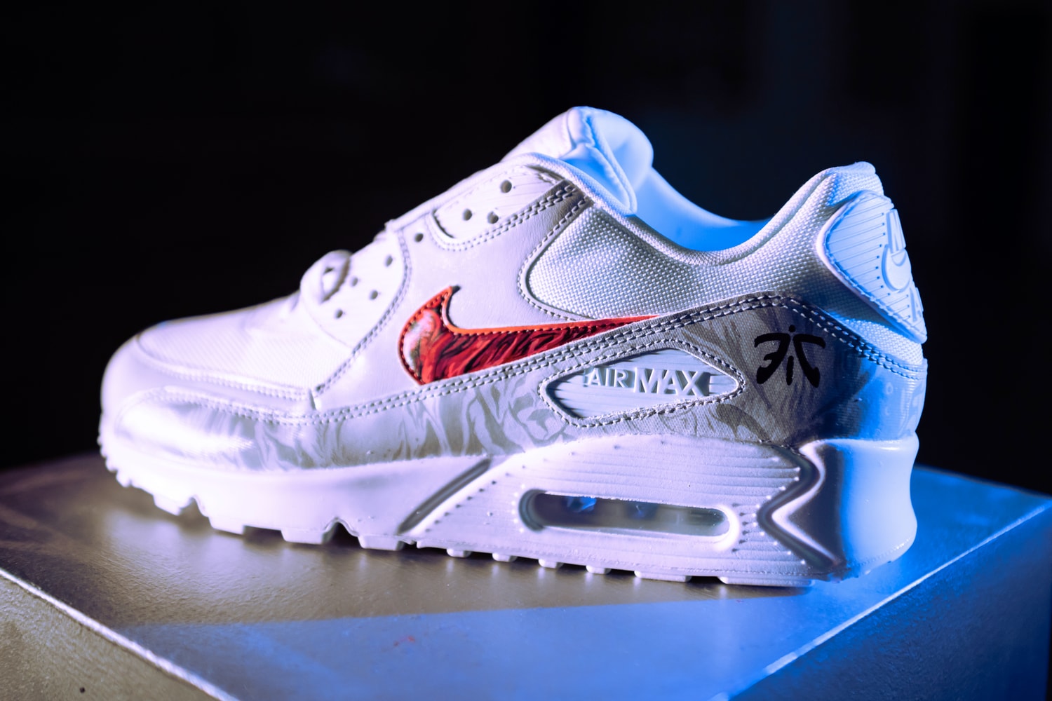 Découvrez En Images Cette Air Max 90 Customisée Pour Des Joueurs De League Of Legends