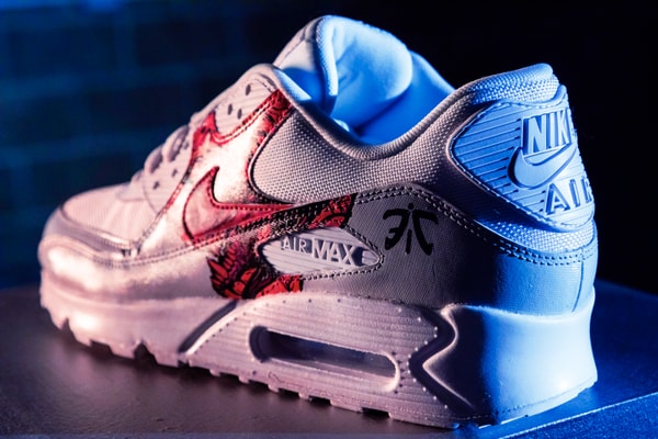 Découvrez En Images Cette Air Max 90 Customisée Pour Des Joueurs De League Of Legends