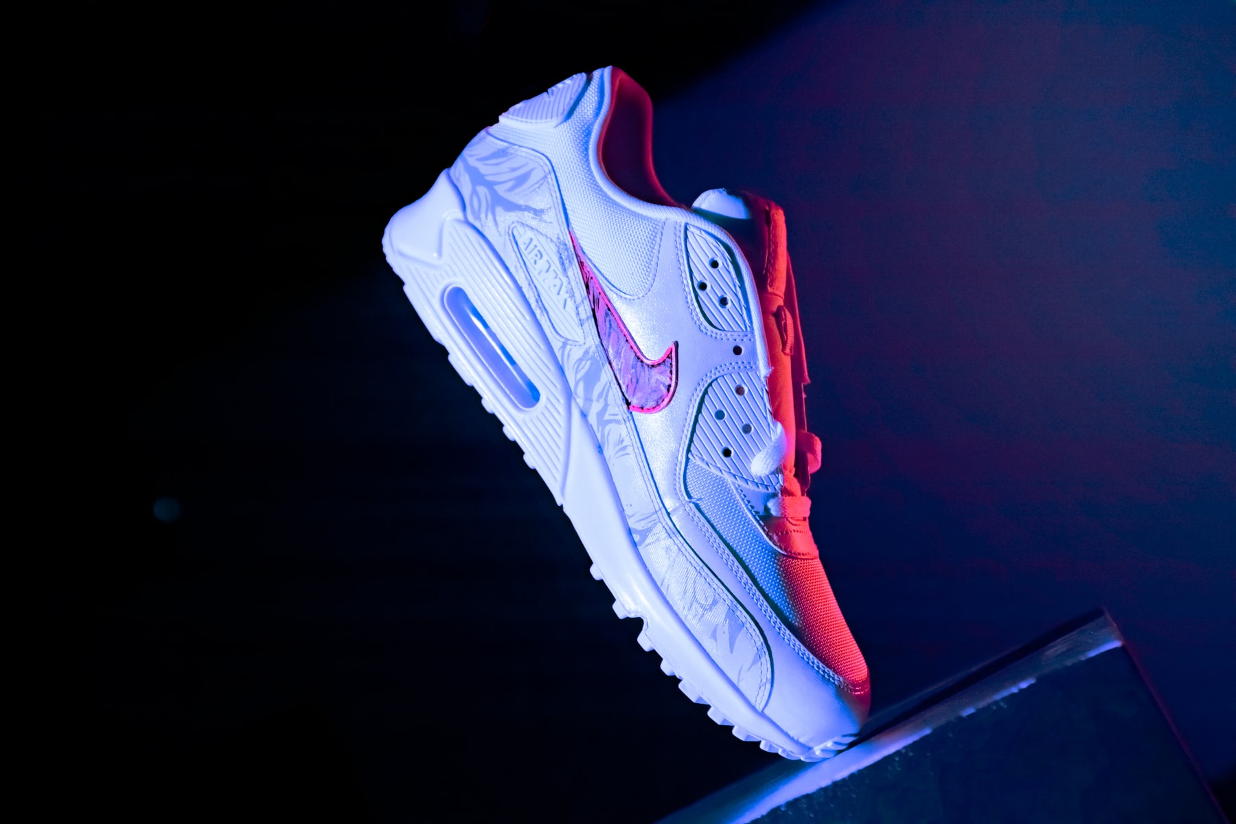 Découvrez En Images Cette Air Max 90 Customisée Pour Des Joueurs De League Of Legends
