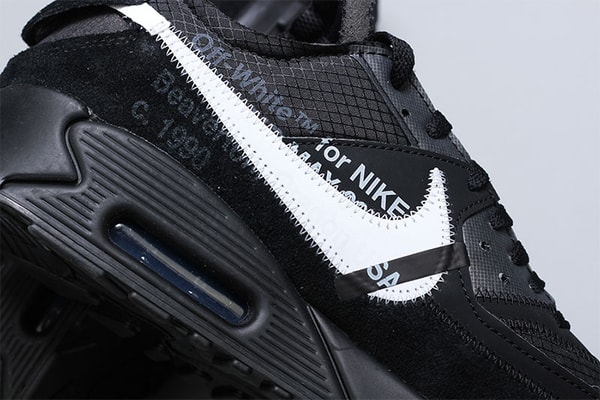 Photo Off-White™ x Nike Air Max 90 