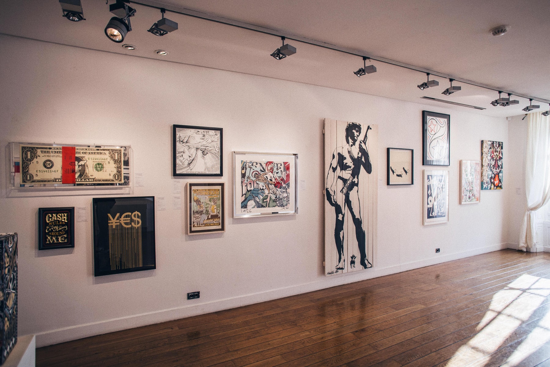Banksy, vente aux enchères, KAWS