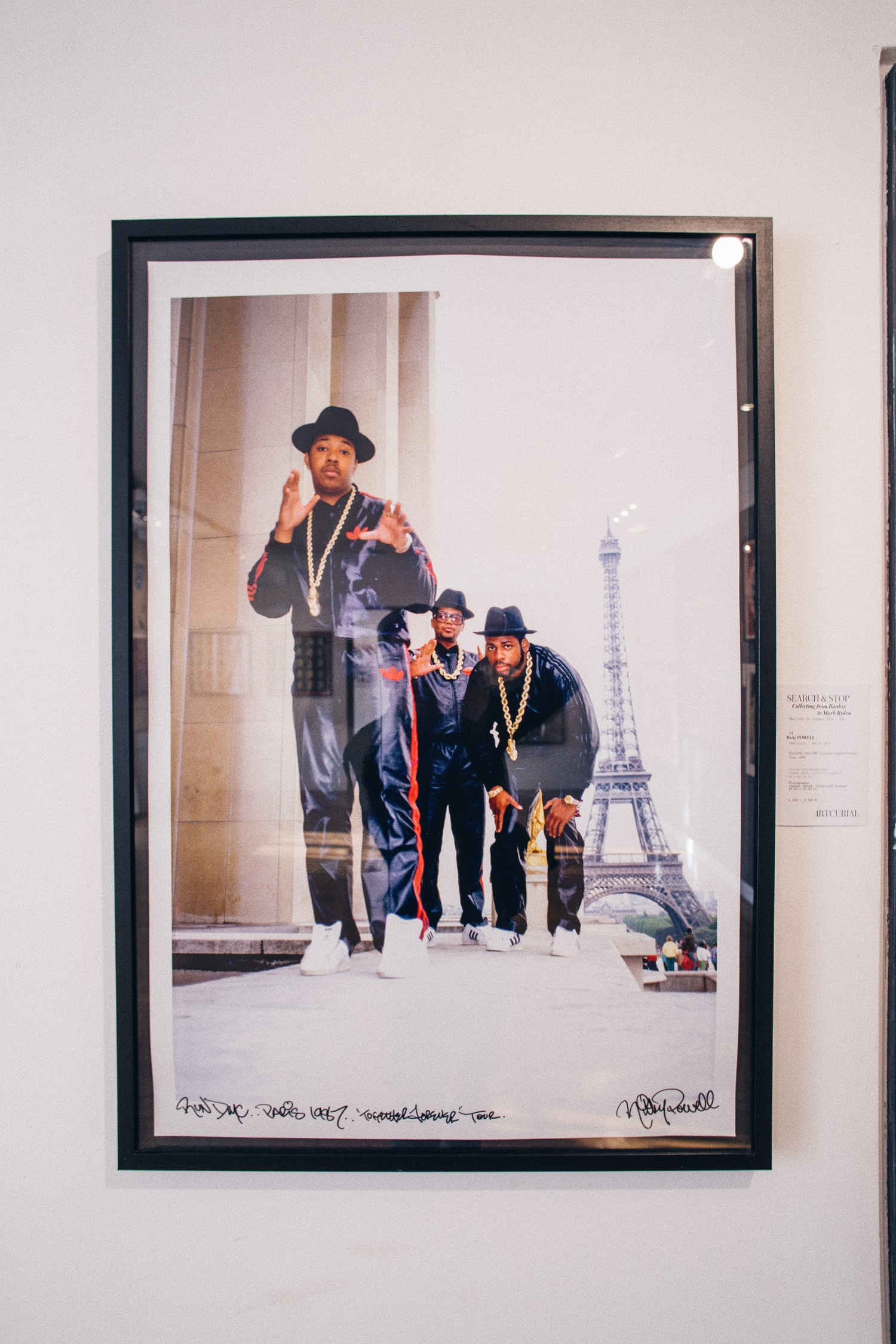 Banksy, vente aux enchères, KAWS