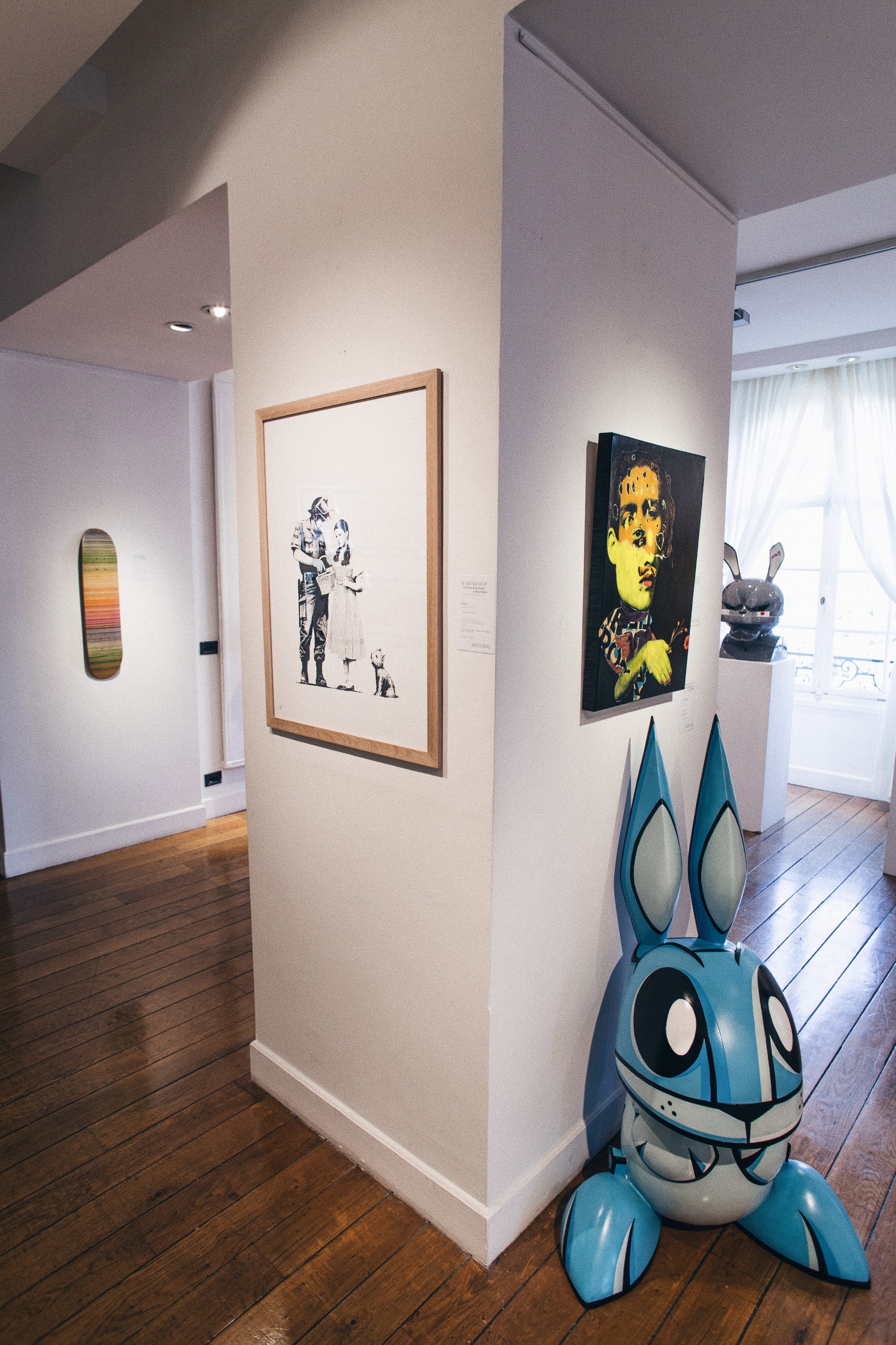 Banksy, vente aux enchères, KAWS