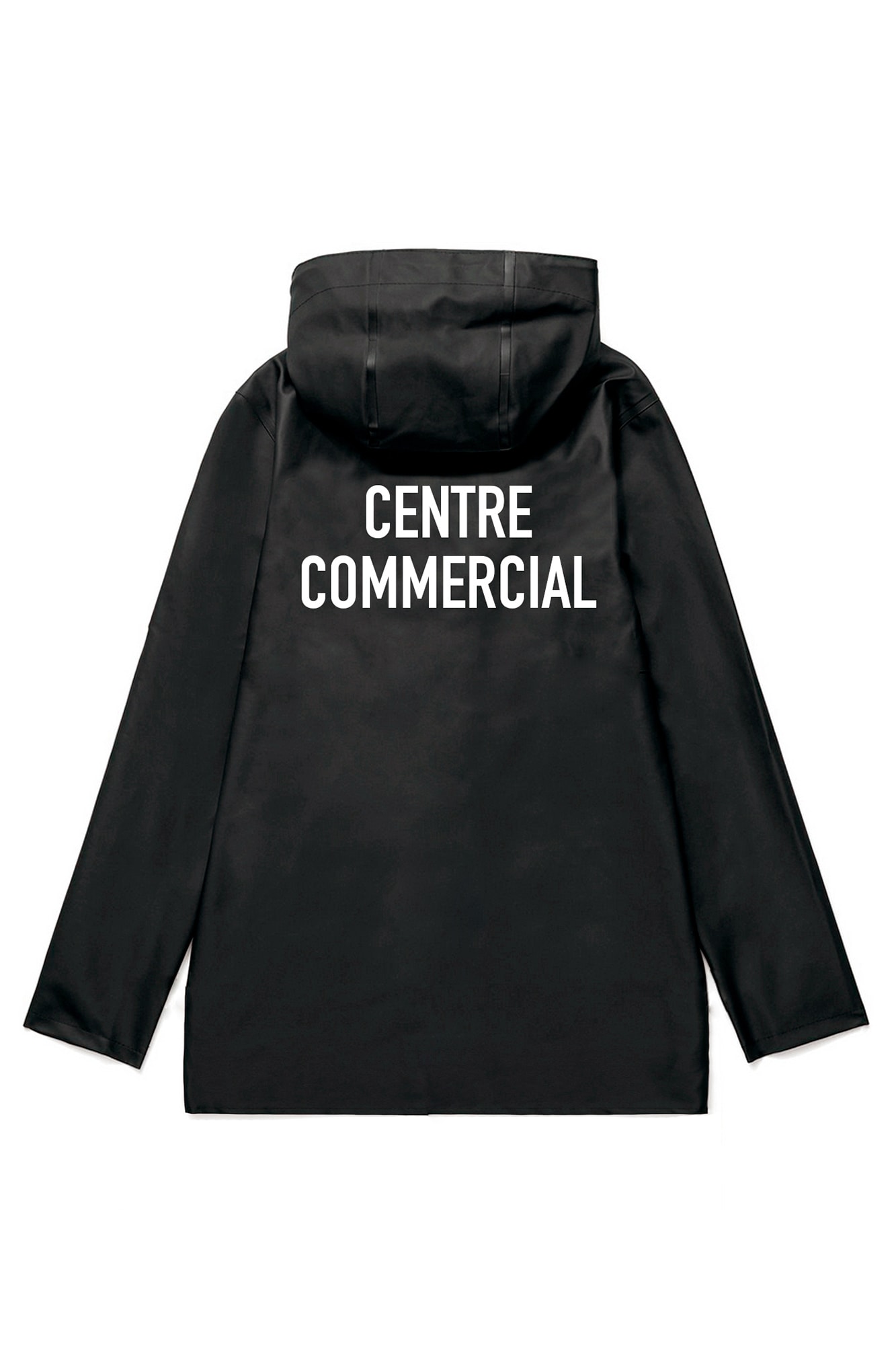 Centre Commercial S'Associe À La Griffe Suédoise Stutterheim Pour Un Imperméable Inédit