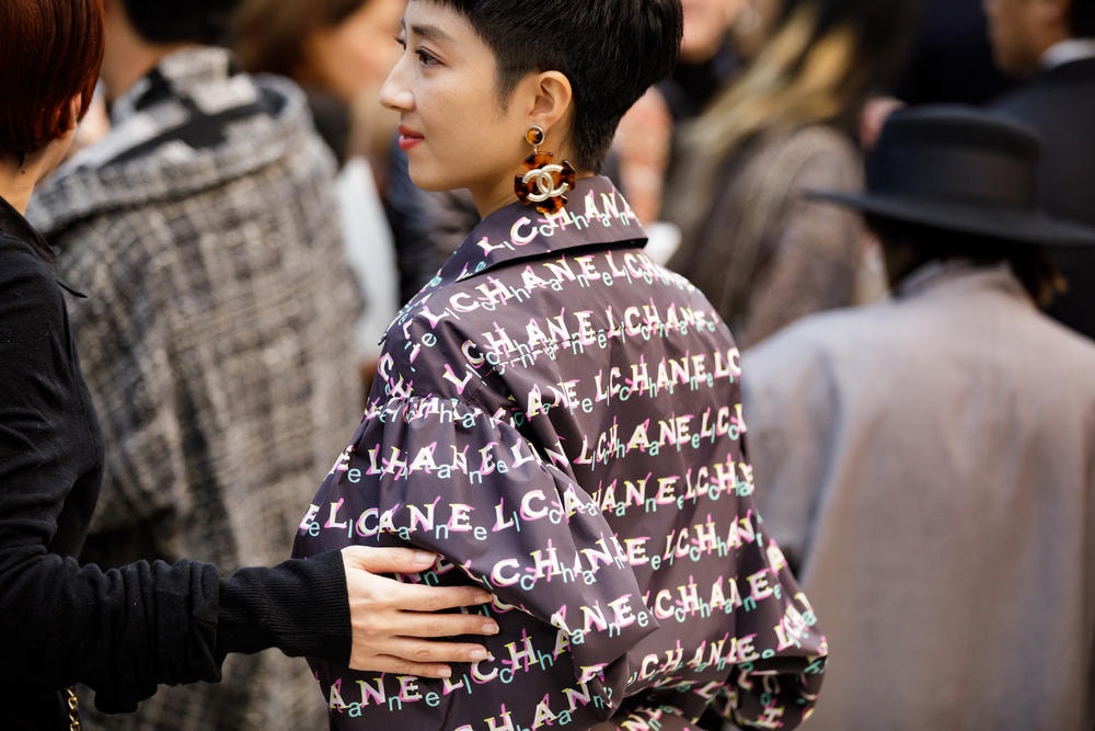 Asseyez-Vous Front Row Au Défilé Chanel Printemps/Été 19 (Photos)