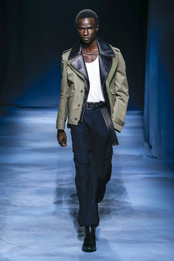 Après Un An D'Absence Givenchy Signe Son Retour À La Fashion Week Masculine De Paris