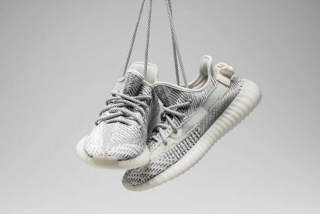 YEEZY BOOST 350 V2 Static Images