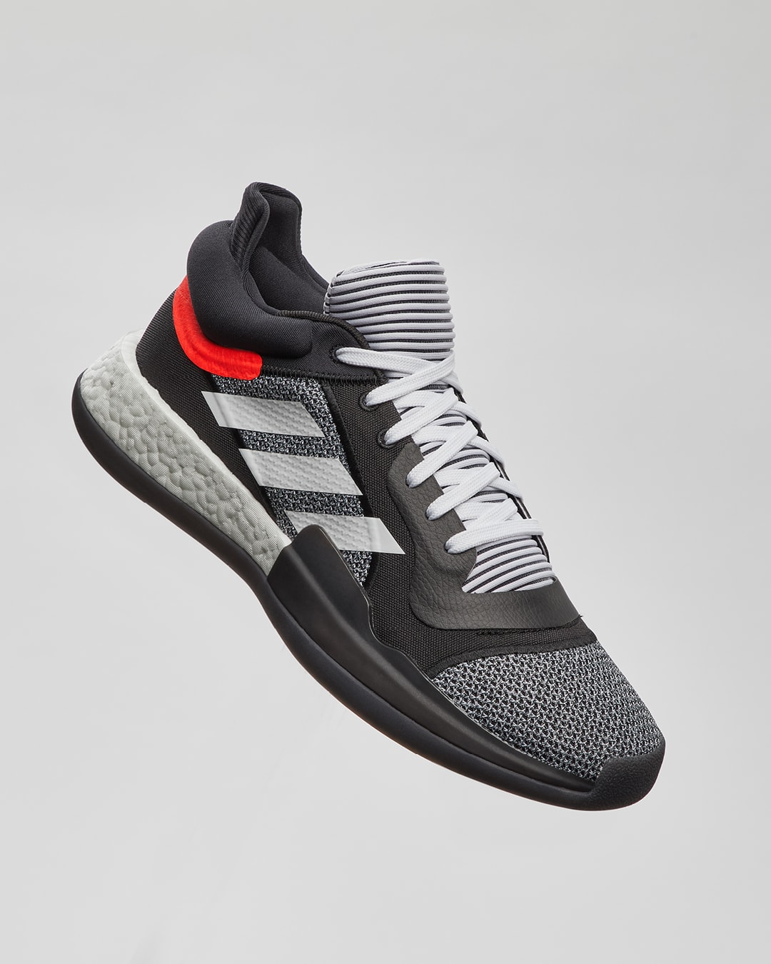 adidas Dévoile Une Nouvelle Gamme De Sneakers N3XT L3V3L Dédiée Au Basketball Et Qui Droppera Pendant 24H Seulement