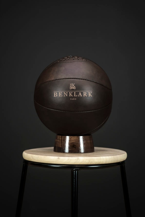 BENKLARK Réédite Son Ballon De Basket Entièrement En Cuir