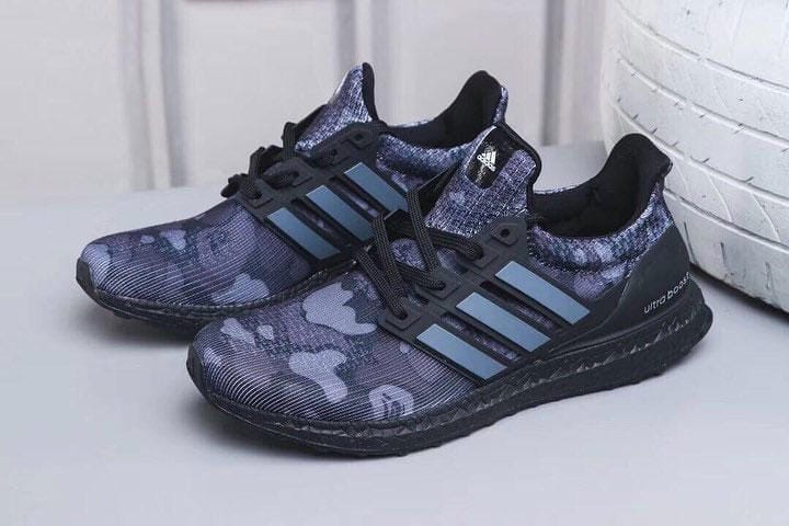 Gros Plan Sur La BAPE x adidas UltraBOOST "Black Camo"