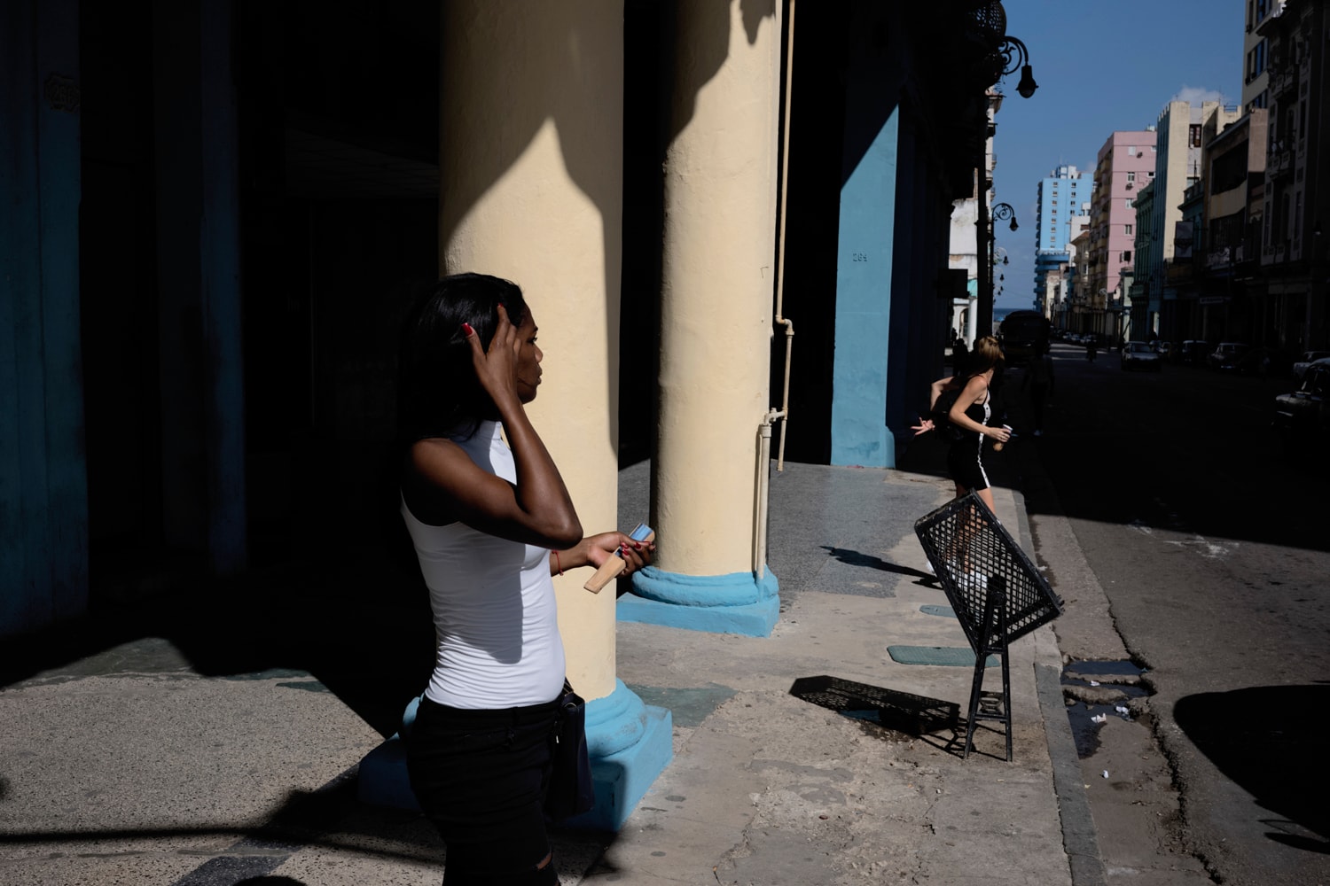 Le Photographe Paul Mougeot Capture La Vie Suspendue De Cuba Dans Sa Nouvelle Série Photographique 'Lost In Transition'