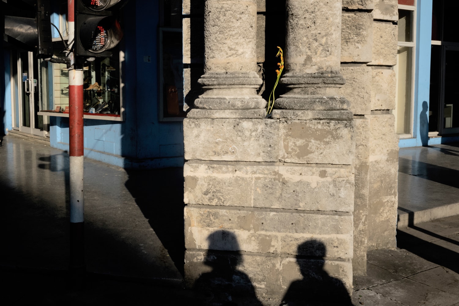 Le Photographe Paul Mougeot Capture La Vie Suspendue De Cuba Dans Sa Nouvelle Série Photographique 'Lost In Transition'