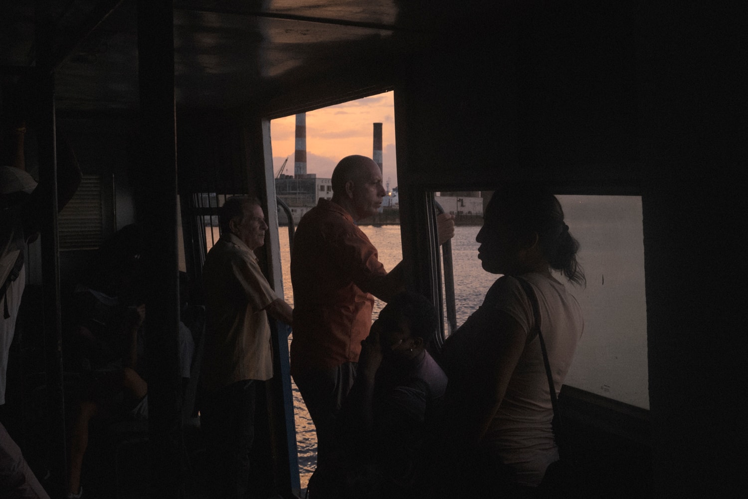 Le Photographe Paul Mougeot Capture La Vie Suspendue De Cuba Dans Sa Nouvelle Série Photographique 'Lost In Transition'