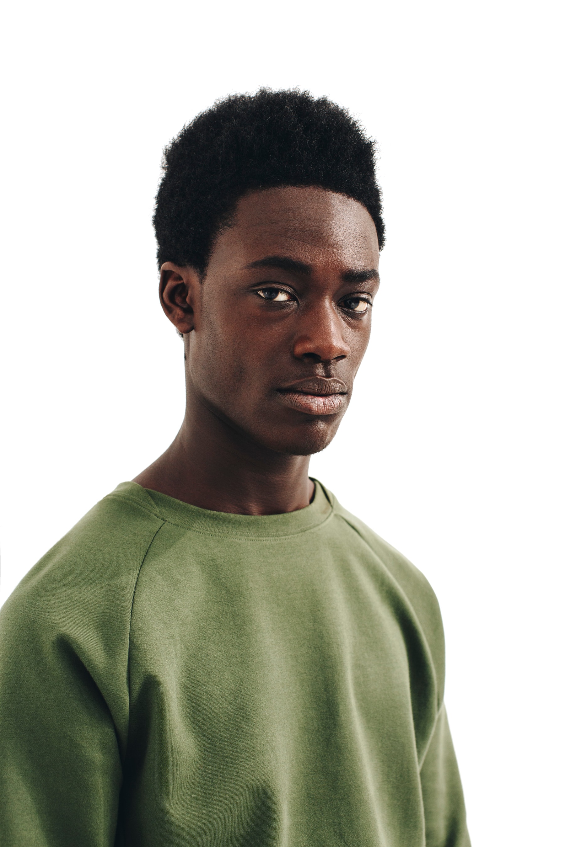 Foot Locker Mise Sur Des Basiques Du Streetwear Dans Sa Nouvelle Collection