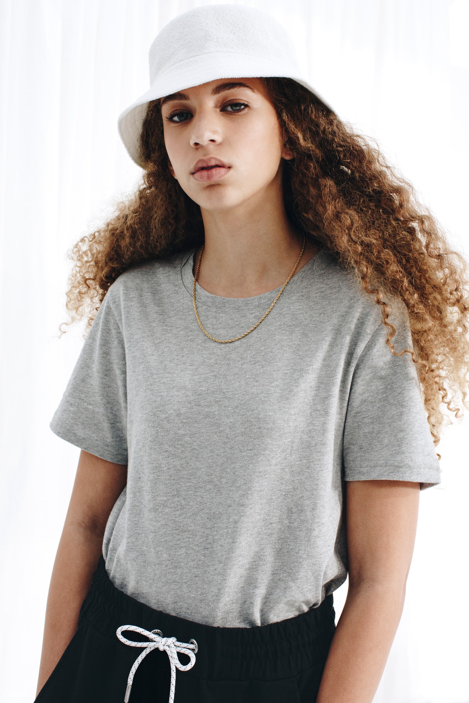 Foot Locker Mise Sur Des Basiques Du Streetwear Dans Sa Nouvelle Collection