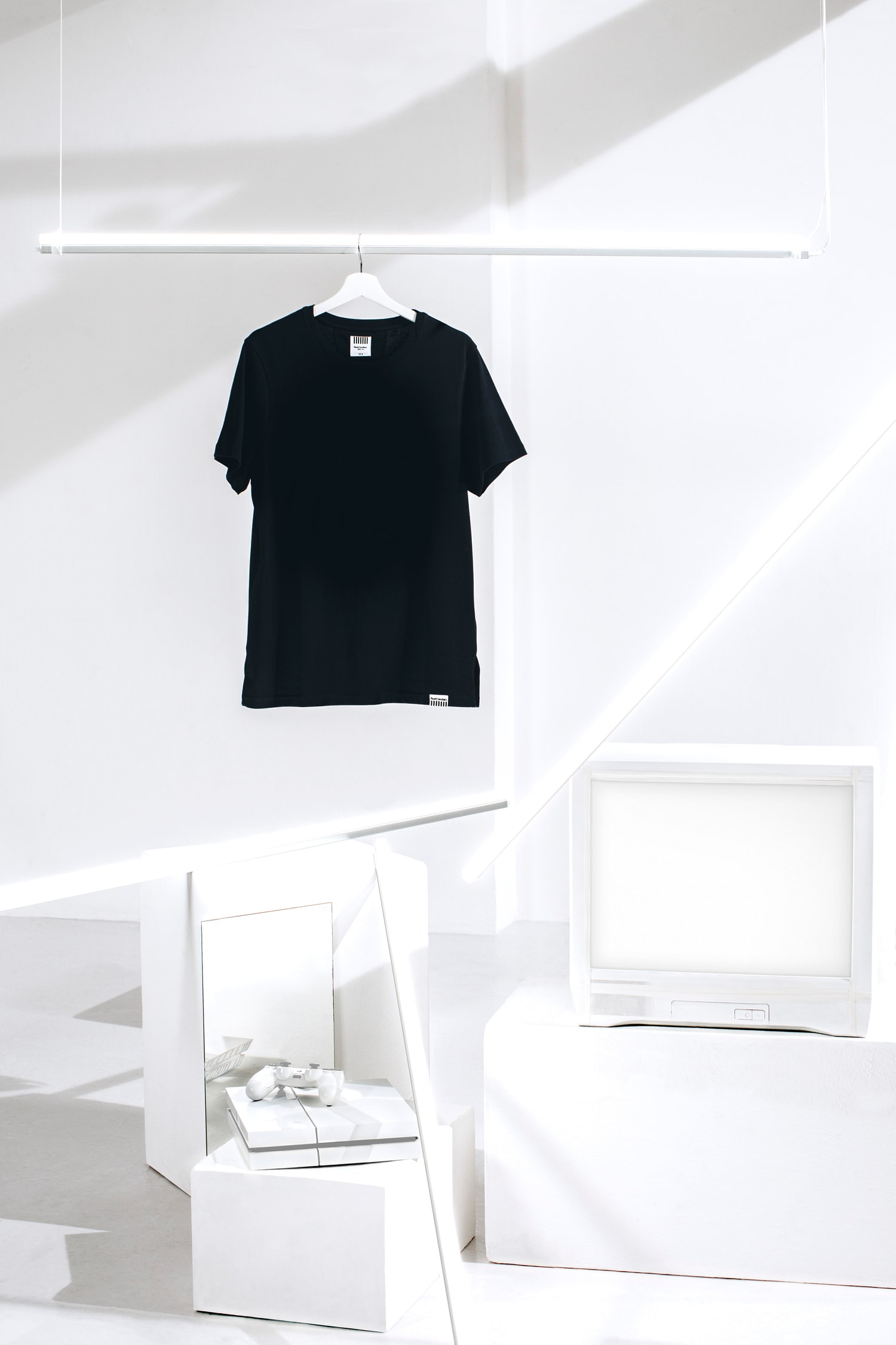Foot Locker Mise Sur Des Basiques Du Streetwear Dans Sa Nouvelle Collection