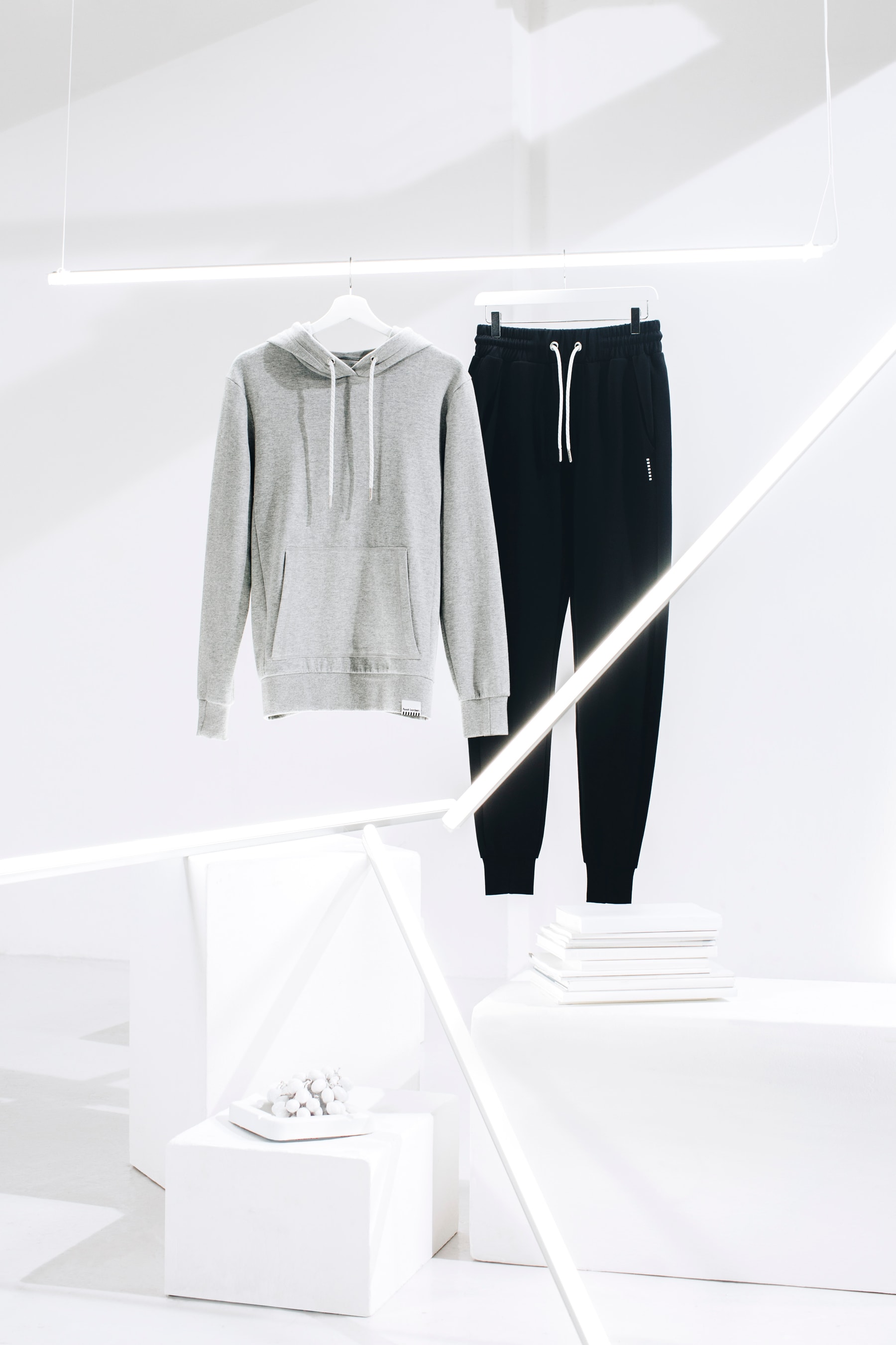 Foot Locker Mise Sur Des Basiques Du Streetwear Dans Sa Nouvelle Collection