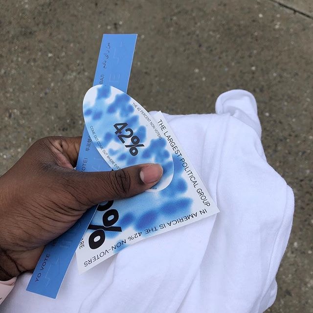 Frank Ocean Sort De Son Silence Et Pousse Les Américains À Aller Voter En Leur Offrant Du Merch Gratuit