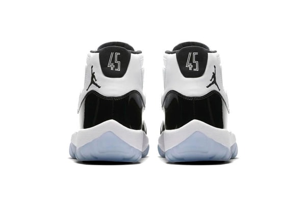 Photo De La Air Jordan 11 "Concord"