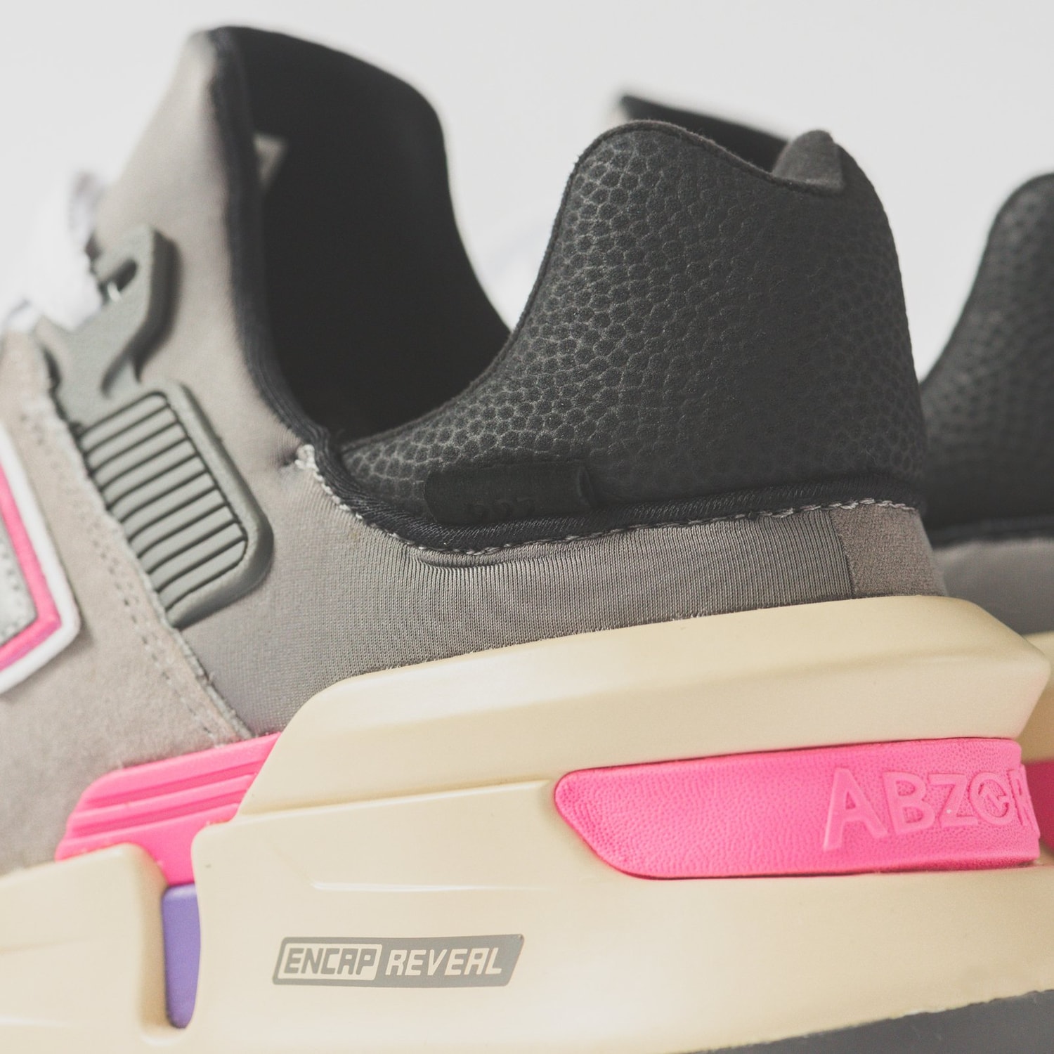 New Balance x Kith : Six Nouvelles Sneakers Haut De Gamme