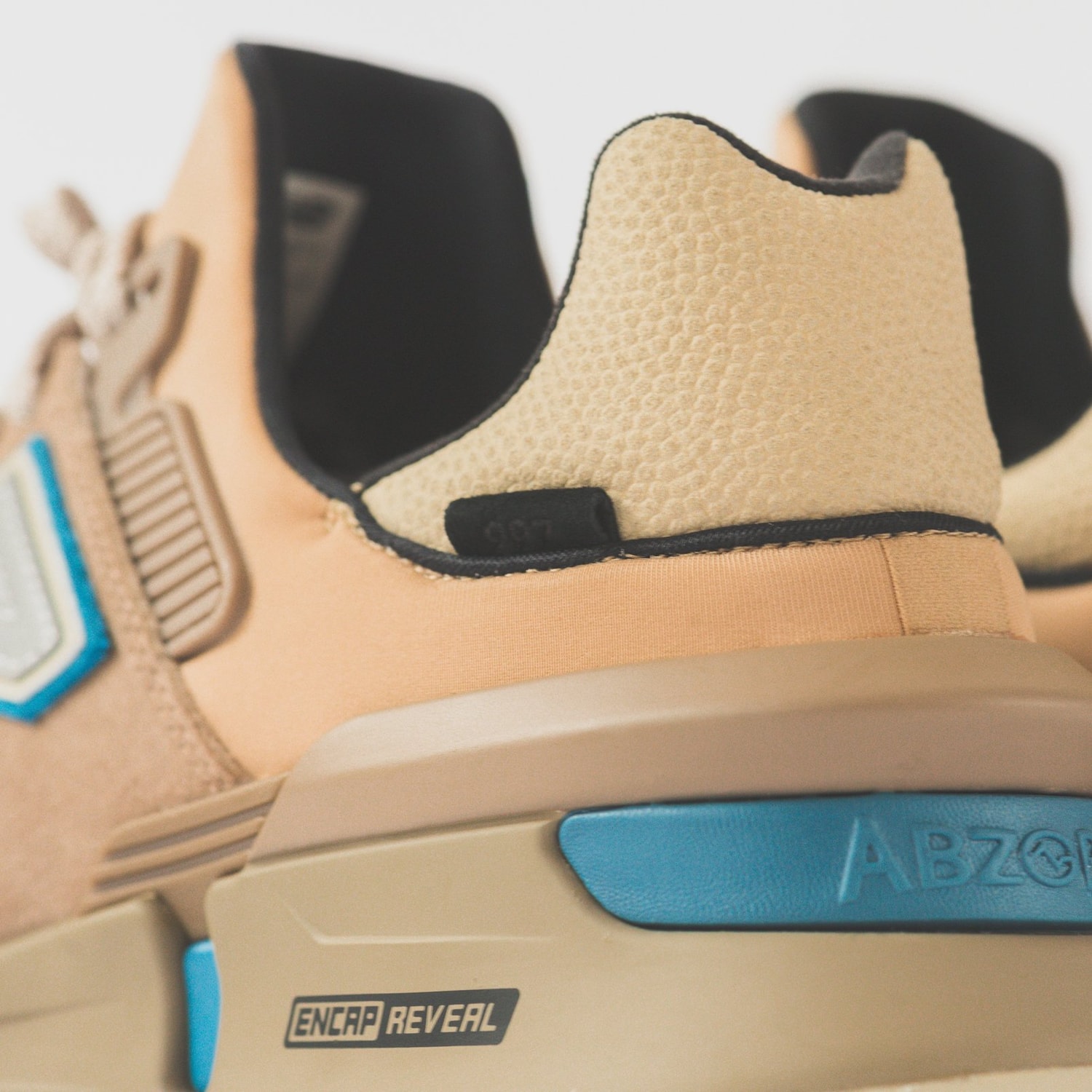 New Balance x Kith : Six Nouvelles Sneakers Haut De Gamme