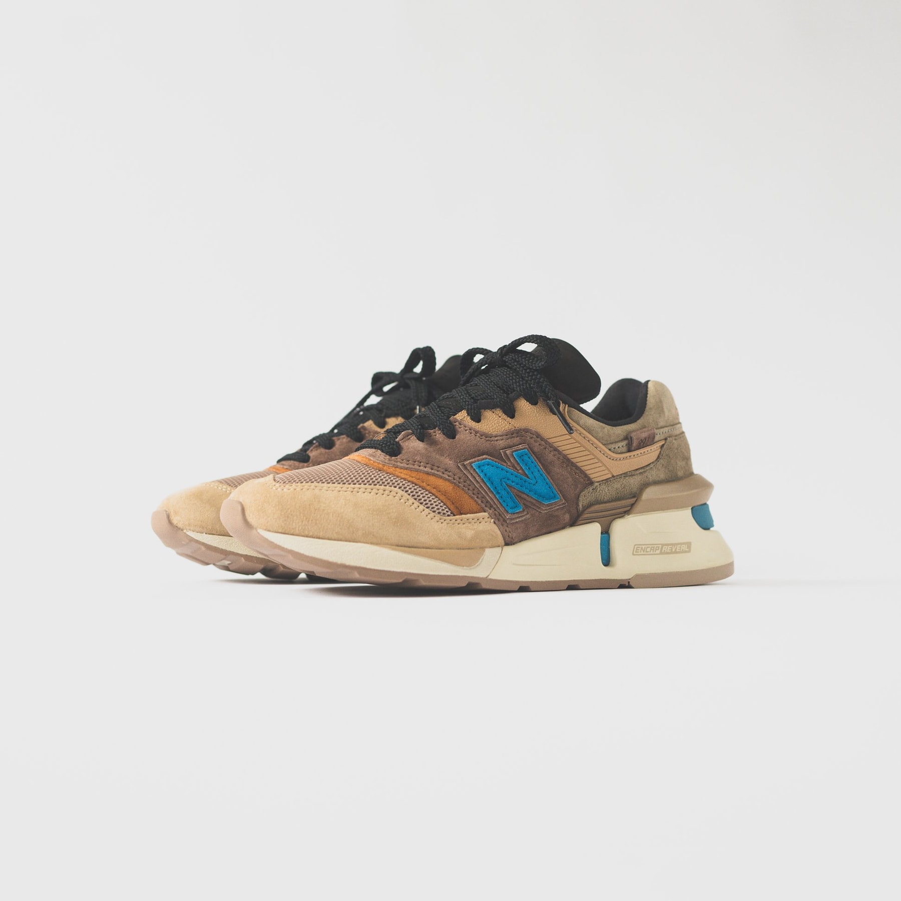 New Balance x Kith : Six Nouvelles Sneakers Haut De Gamme