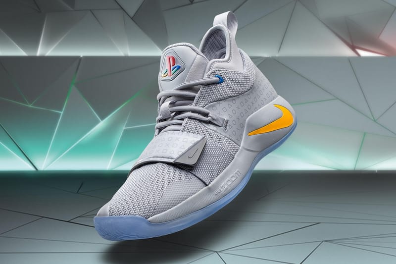 Des Images Officielles Et Une Date De Sortie Pour La Nike x PlayStation "PG 2.5"