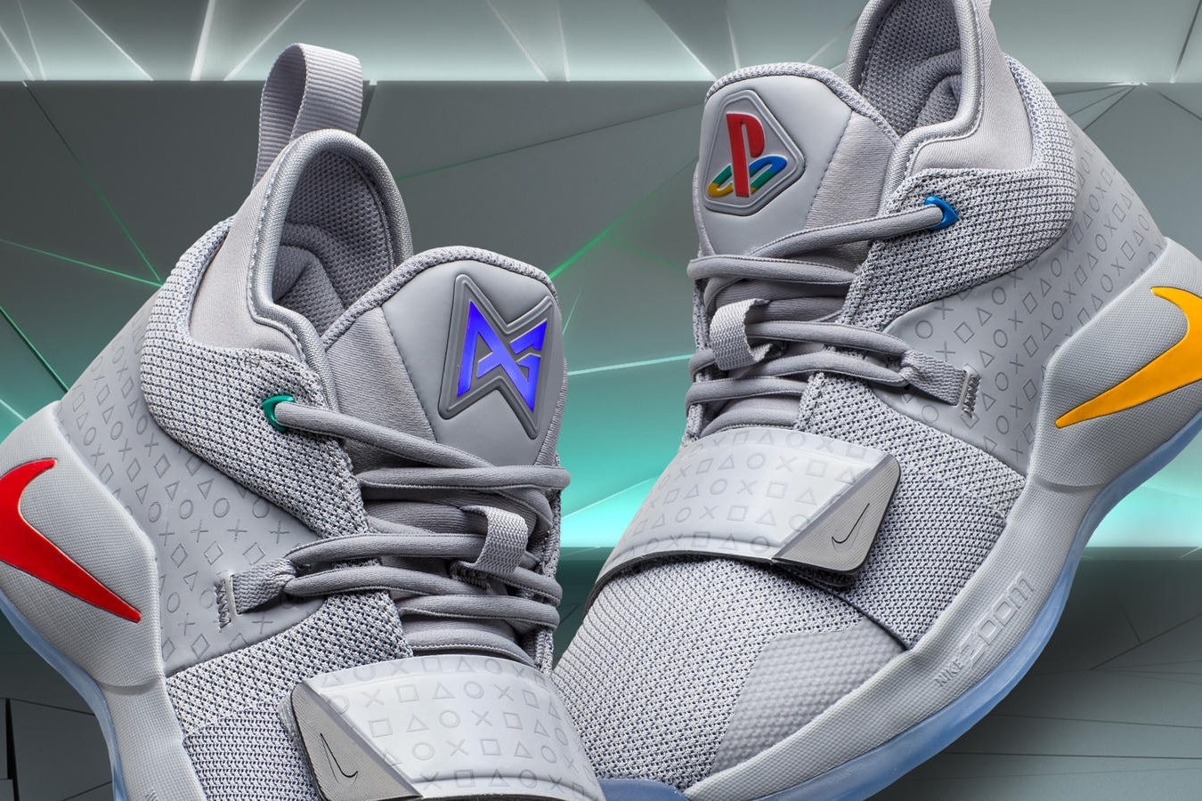 Photo Nike x PlayStation PG 2.5