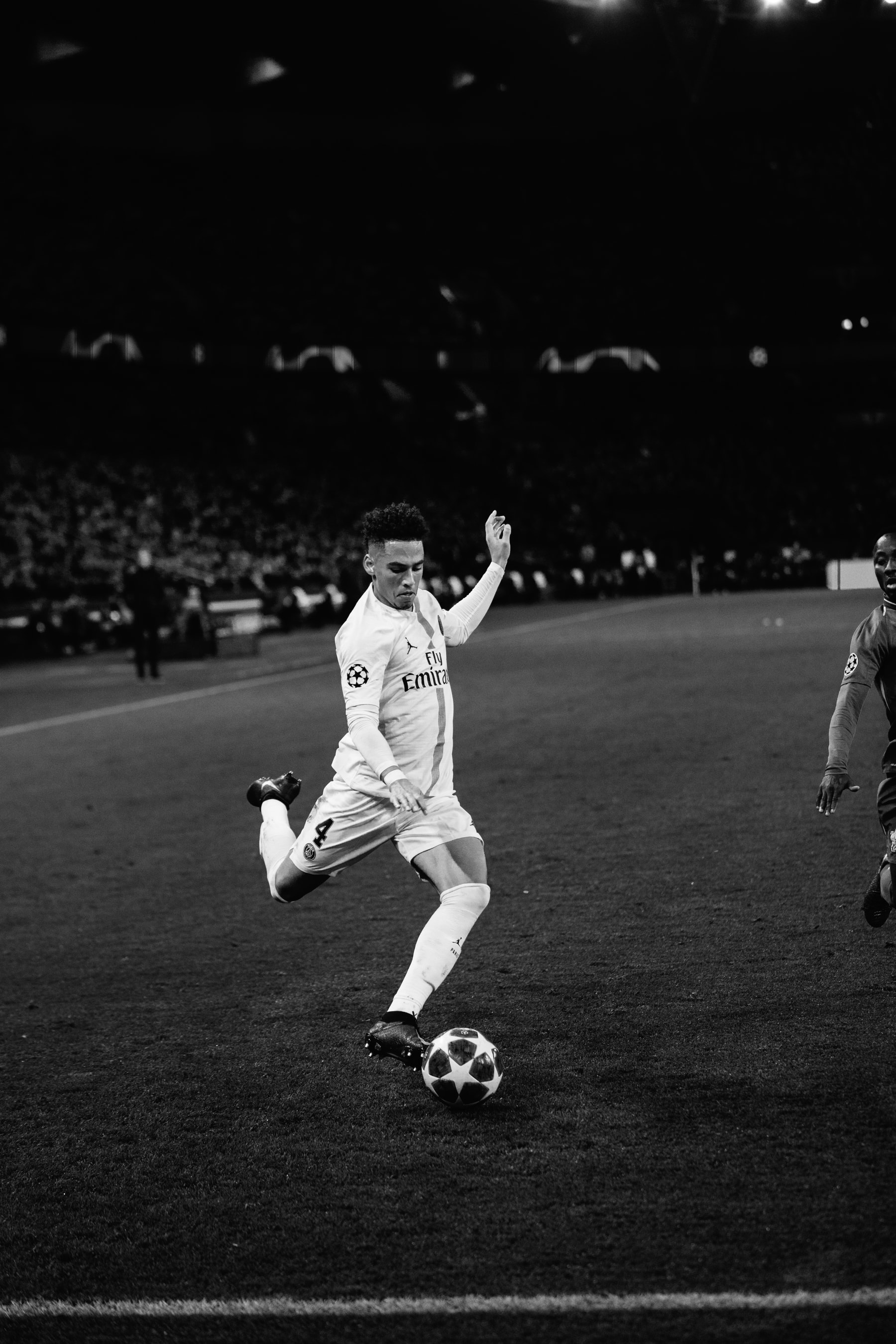 Revivez Le Choc PSG-Liverpool À Travers Cette Série Photographique En Noir Et Blanc