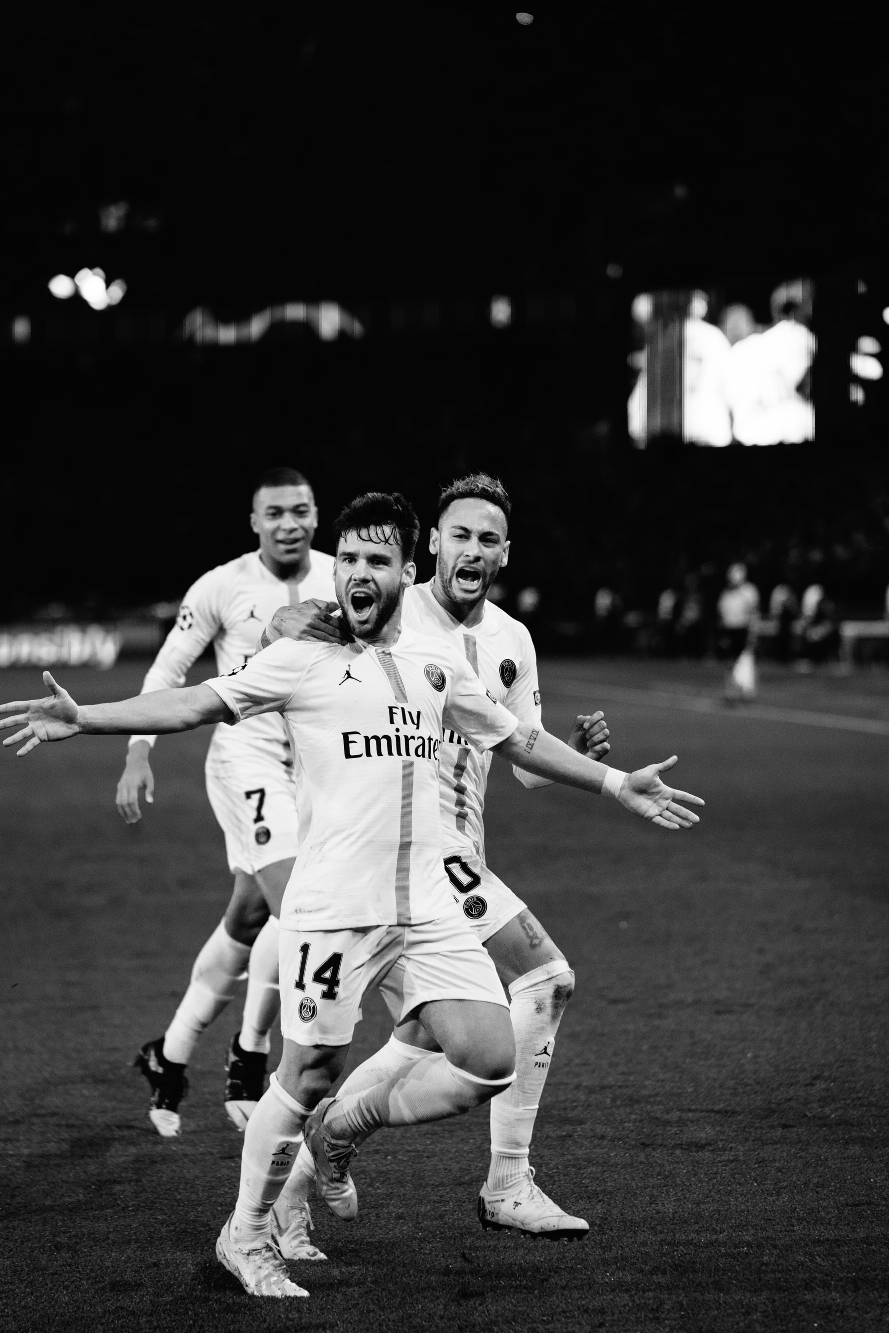 Revivez Le Choc PSG-Liverpool À Travers Cette Série Photographique En Noir Et Blanc