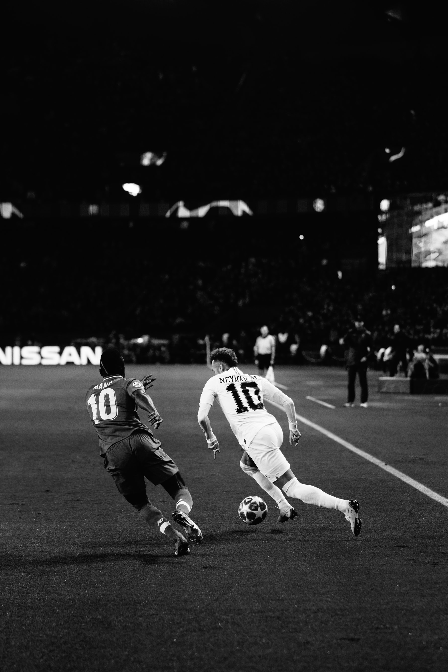 Revivez Le Choc PSG-Liverpool À Travers Cette Série Photographique En Noir Et Blanc