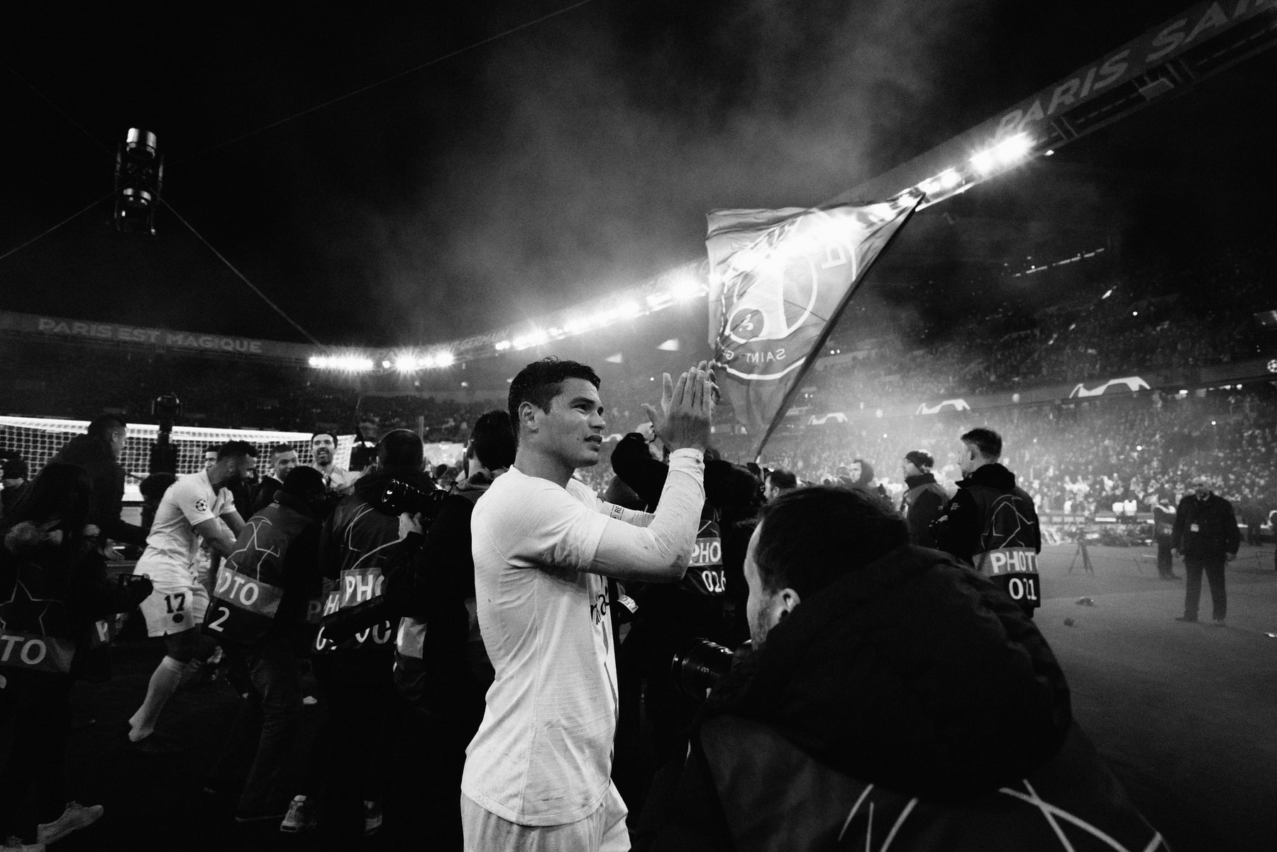 Revivez Le Choc PSG-Liverpool À Travers Cette Série Photographique En Noir Et Blanc