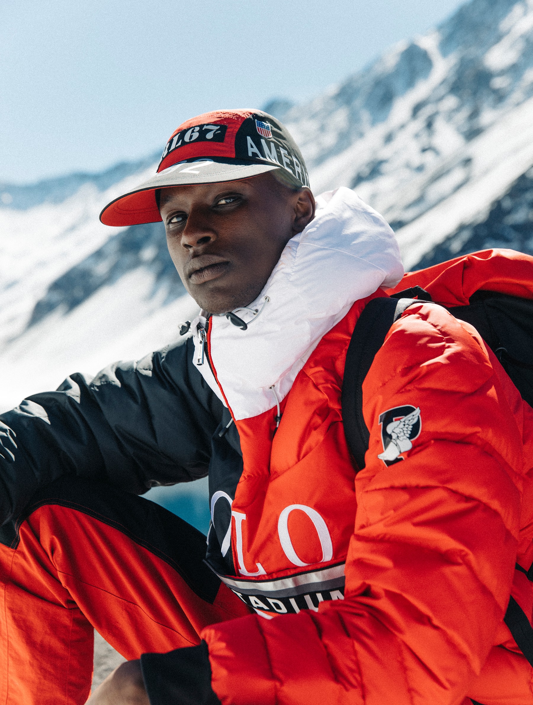 Ralph Lauren Dévoile Sa Collection "Winter Stadium" Dans Un Lookbook Qui Magnifie Le Grand Froid
