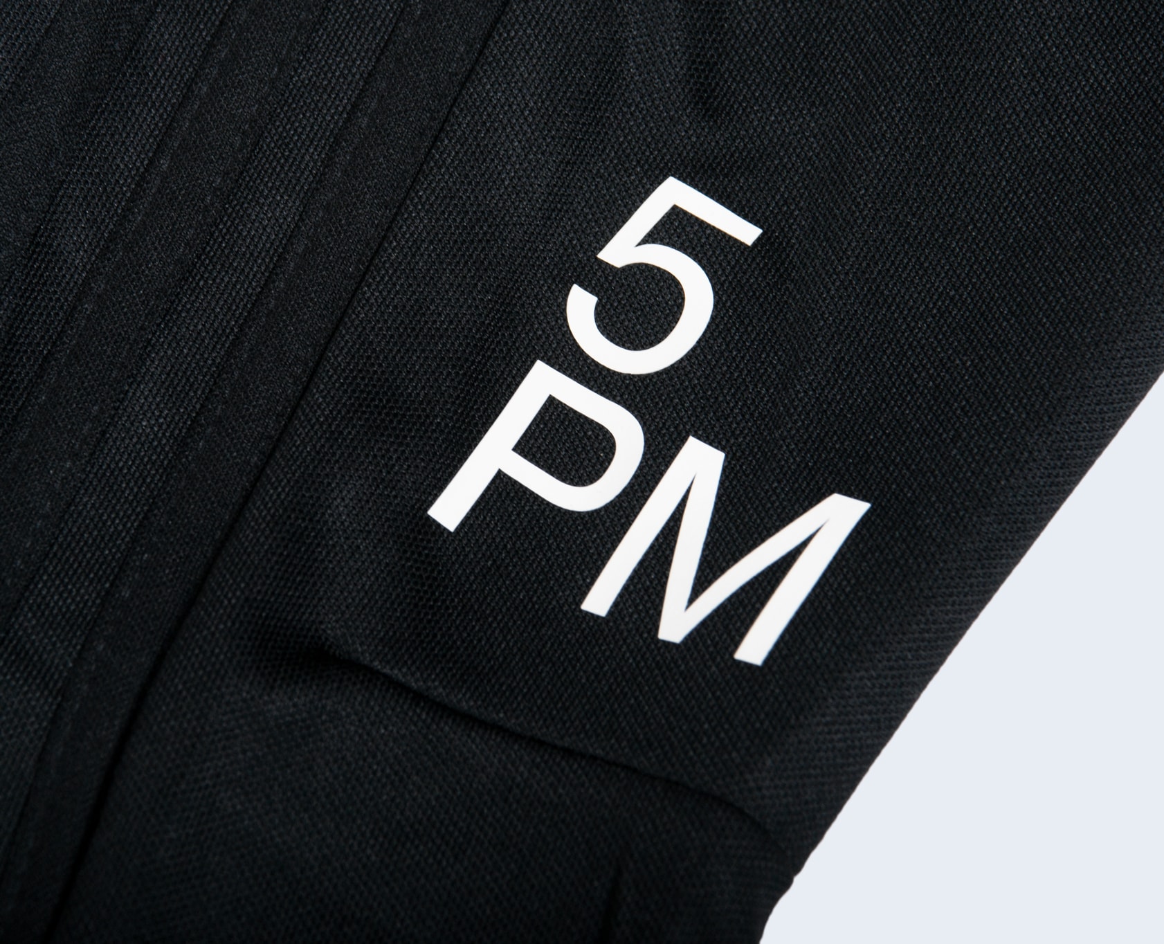 Le Red Star F.C Dévoile Un Nouveau Maillot En Collaboration Avec 5PM