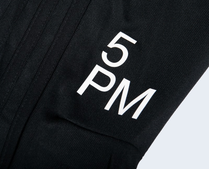 Le Red Star F.C Dévoile Un Nouveau Maillot En Collaboration Avec 5PM