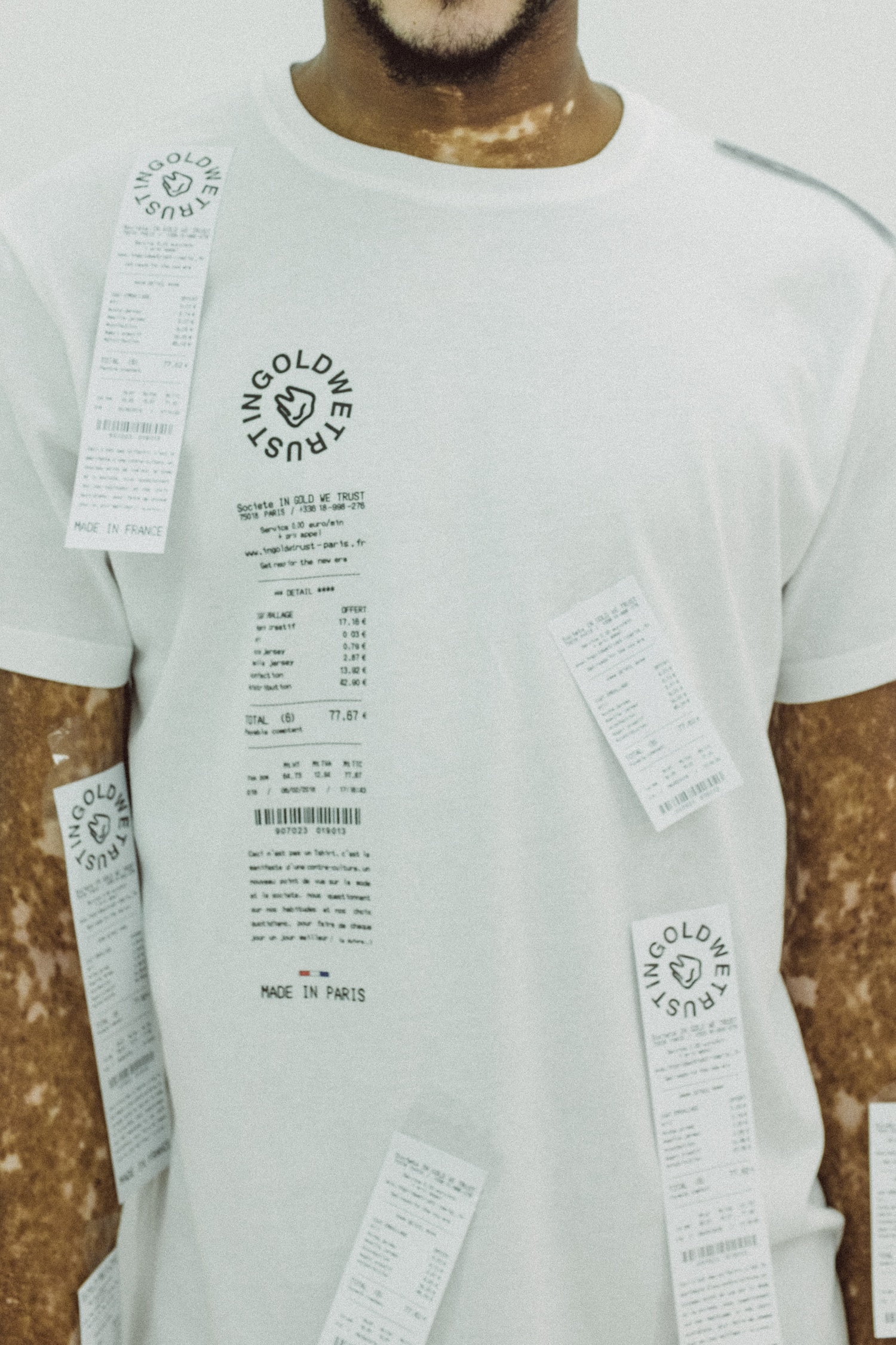 Pièces De 1 Euro En Or, Collier "Client Suivant", Le Label Parisien IN GOLD WE TRUST® Se Joue De La Société De Consommation