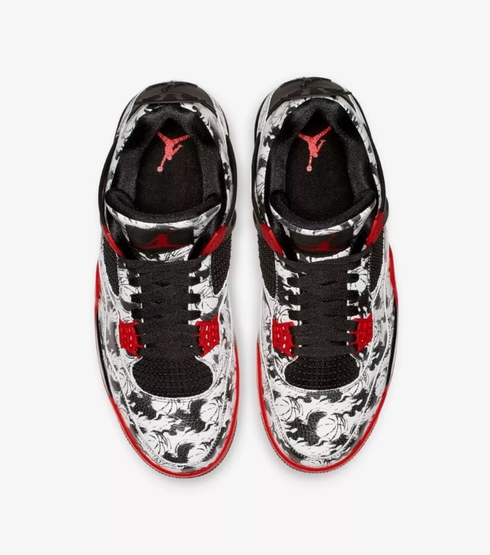 Photo Air Jordan IV "Tattoo"