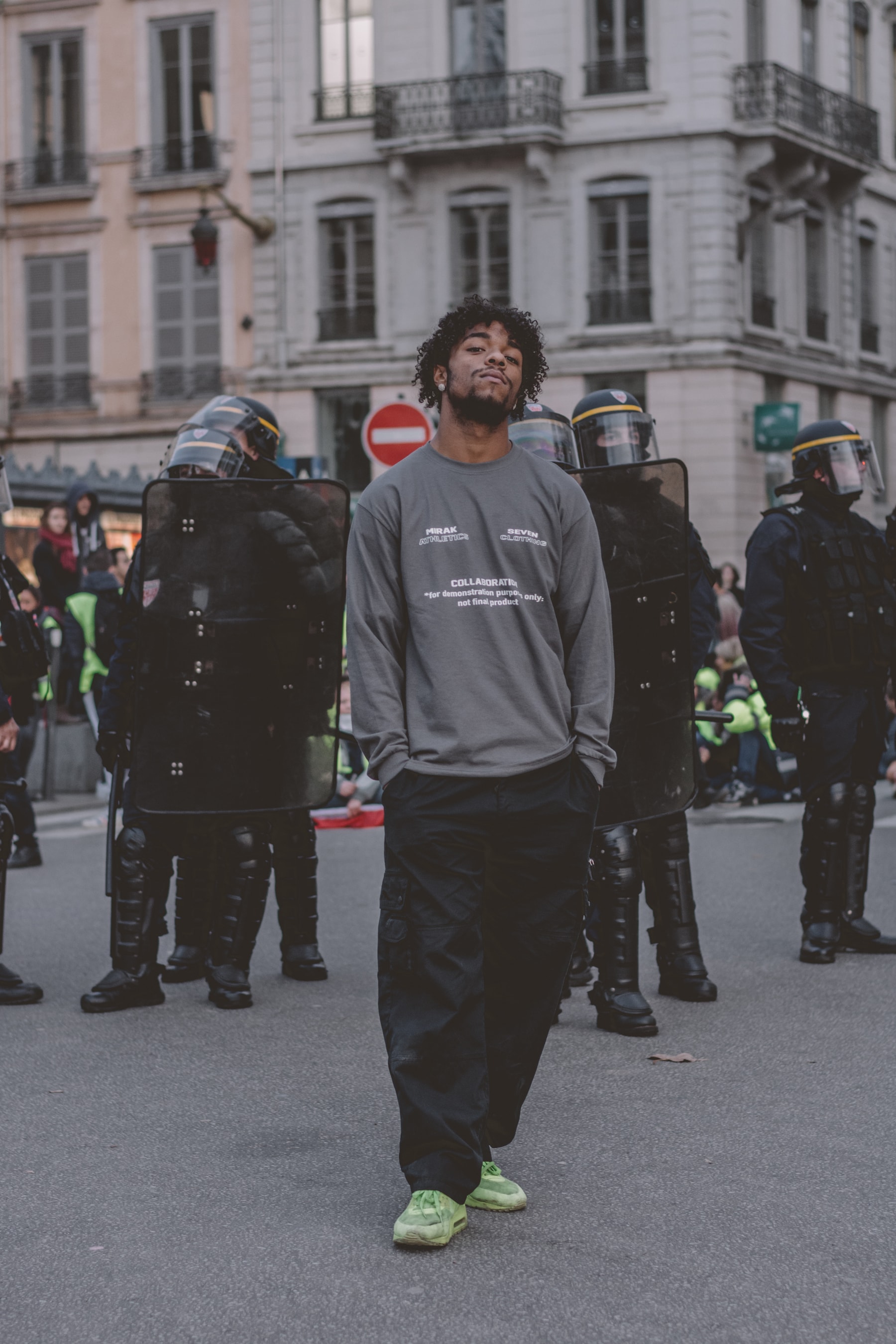 Photo MIRAK x Seven Clothing
