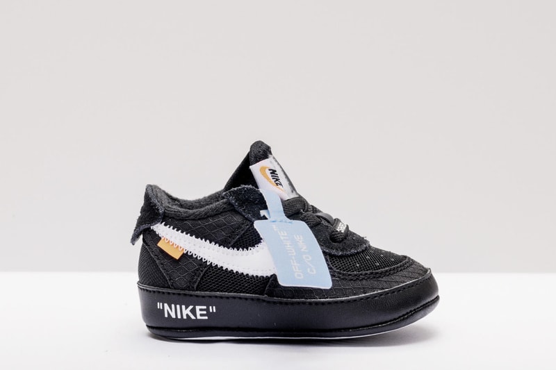 Photo Des Off-White™ x Nike Air Force 1 "Black" et "Volt"